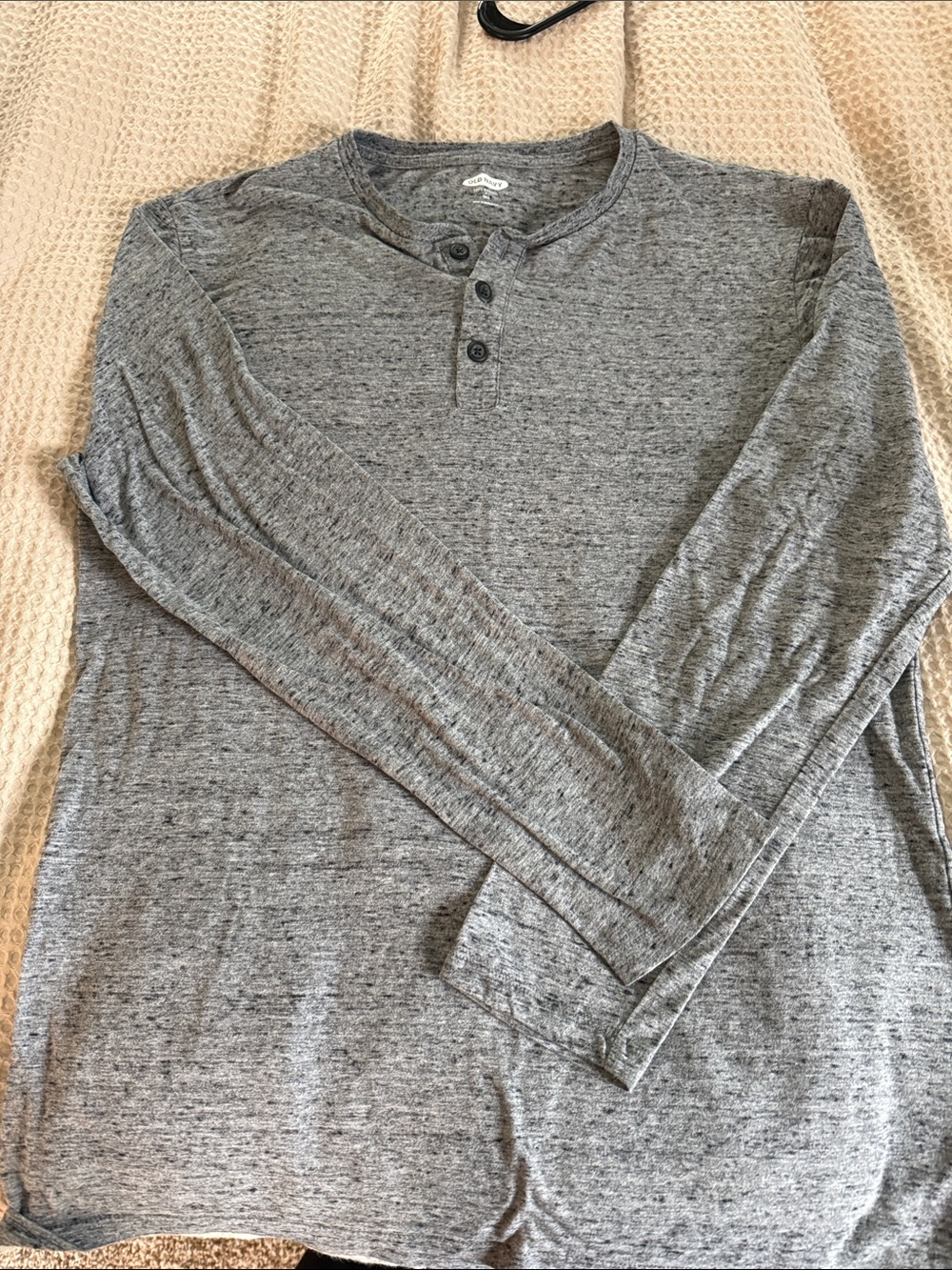 Old Navy Men's Long-Sleeve Henley - Heather Gray